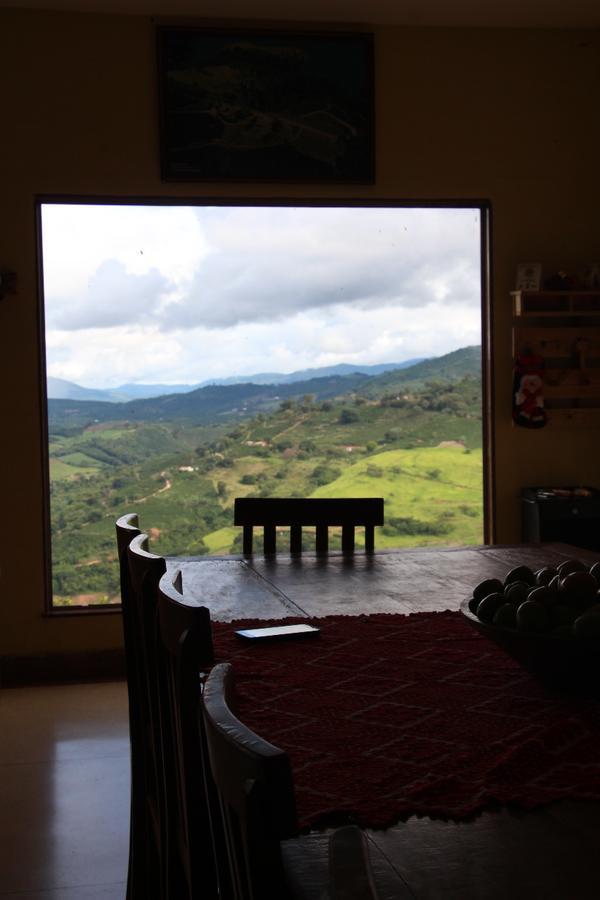 Sitio Girassol Hostel Caconde Bagian luar foto