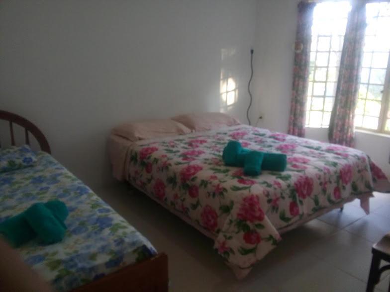 Sitio Girassol Hostel Caconde Bagian luar foto
